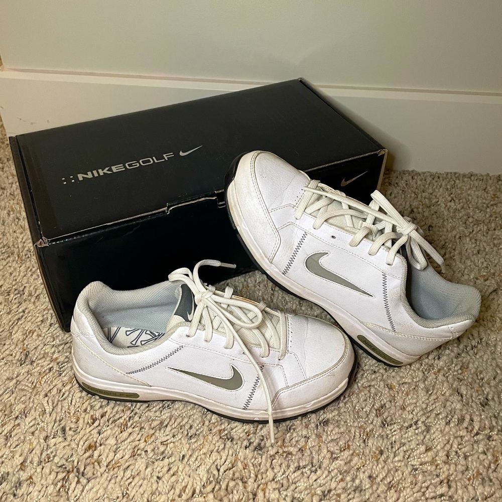 NIKE - REMIX JR Golf Shoes with Color Changing Swoosh